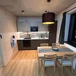 Apartmanovy Dom Dk Atelier