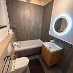 Apartmanovy Dom Dk Atelier *