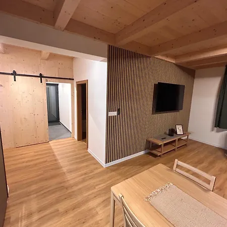 Apartmánový Dom Dk Ateliér * Dolny Kubin