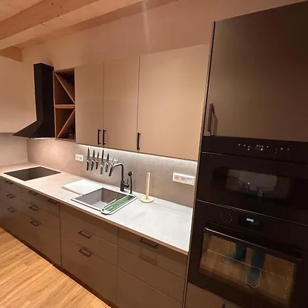 Appartamento Apartmánový Dom Dk Ateliér