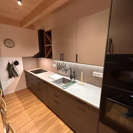 Appartamento Apartmánový Dom Dk Ateliér