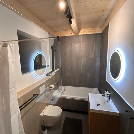 Apartmánový Dom Dk Ateliér * Dolny Kubin