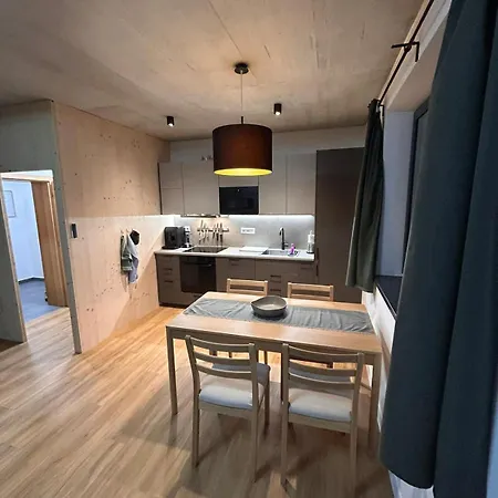 Apartman Apartmanovy Dom Dk Atelier Alsókubin