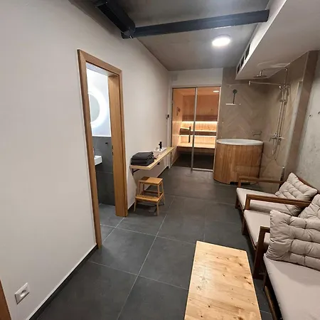 Apartmánový Dom Dk Ateliér Apartamento Dolny Kubin