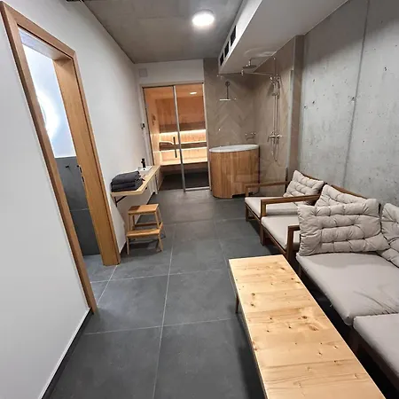 Apartmánový Dom Dk Ateliér