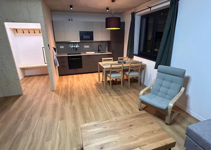 Apartmanovy Dom Dk Atelier Apartman Alsókubin