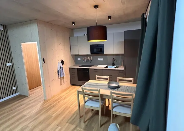 Apartman Apartmanovy Dom Dk Atelier *