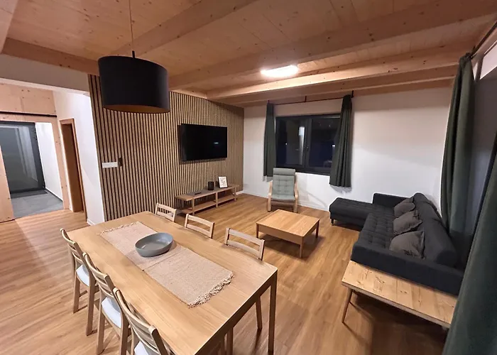 Apartmanovy Dom Dk Atelier Apartman